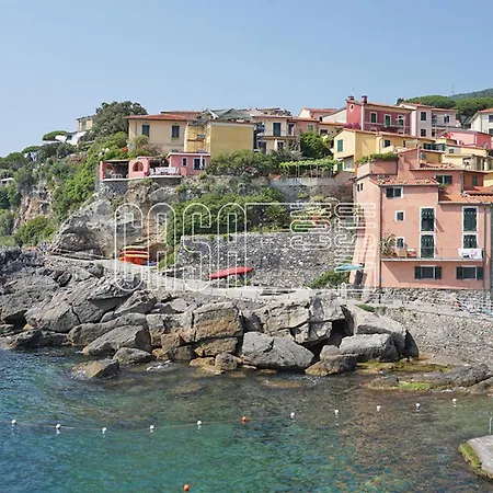 Terratetto Tellaro Lerici