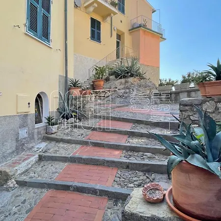 Terratetto Tellaro * Lerici